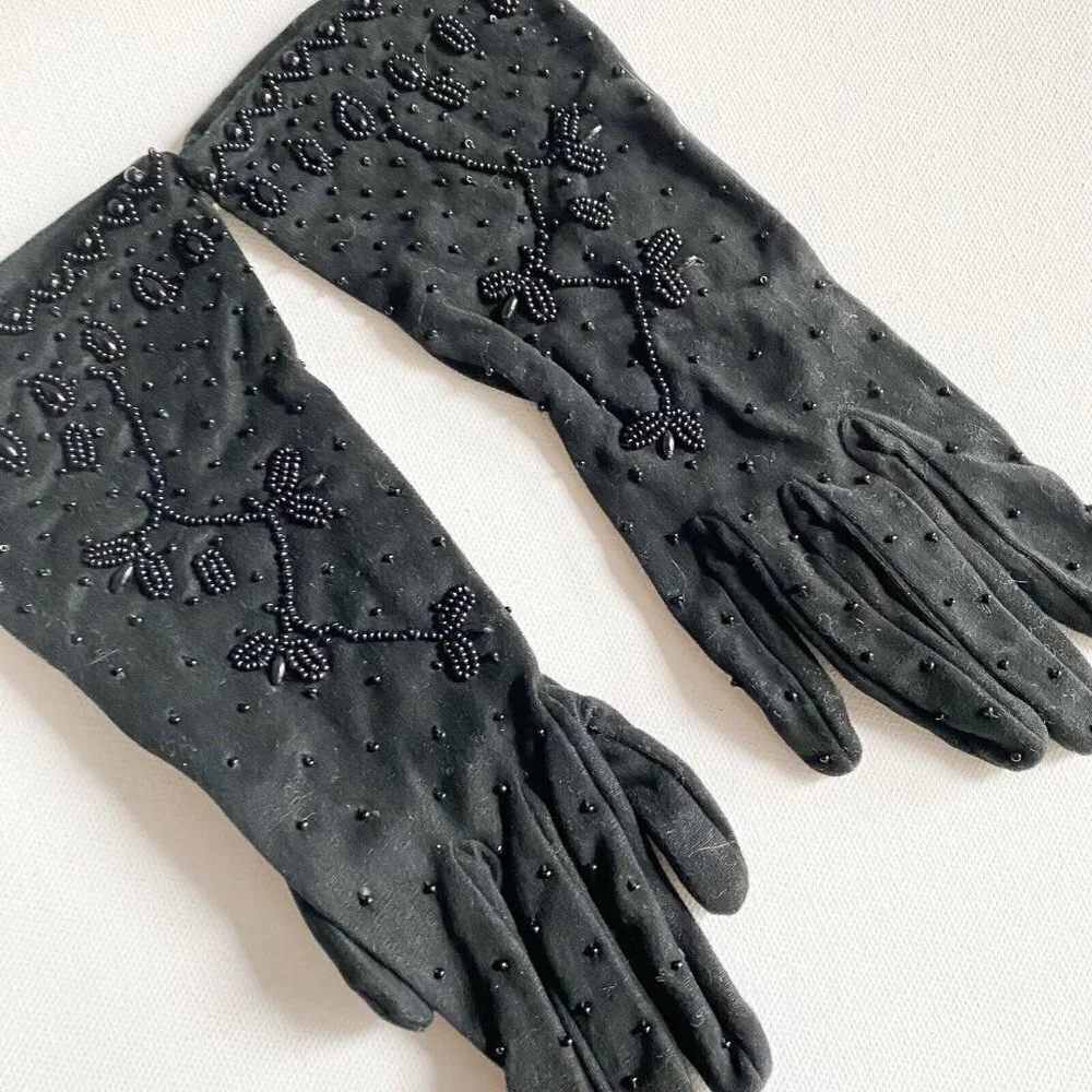 Vintage  Black Stretchy Beaded Black Wrist Gloves Fine Quality 7.5 NEW Unused